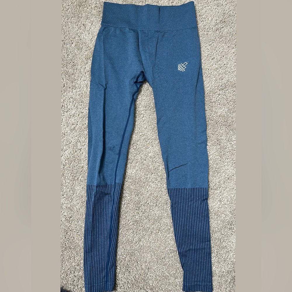 Stretchy - worn 2x